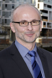 Präsentation der Elbphilharmonie Briefmarke in Hamburg