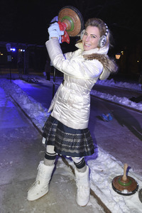 Angermaier Jubiläums Eisstock-WM in Tracht 2017 in München
