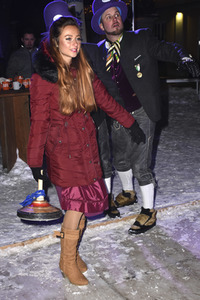 Angermaier Jubiläums Eisstock-WM in Tracht 2017 in München