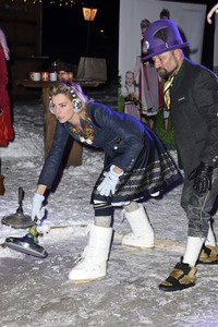 Angermaier Jubiläums Eisstock-WM in Tracht 2017 in München