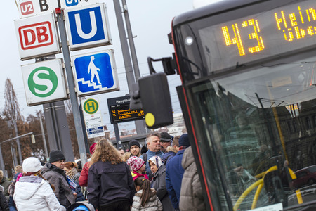Symbolfoto Nahverhekr