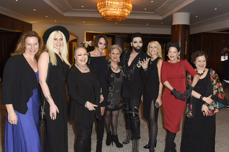 Ladies Dinner live mit Star-Designer Harald Glööckler in Berlin