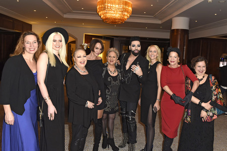 Ladies Dinner live mit Star-Designer Harald Glööckler in Berlin