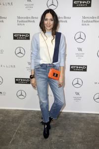 Hien Le Fashion Show auf der Mercedes-Benz Fashion Week Berlin Autumn/Winter 2017