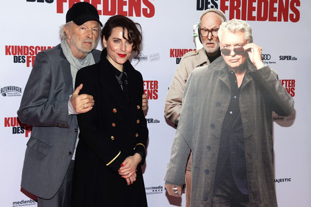 Filmpremiere 'Kundschafter des Friedens' in Berlin