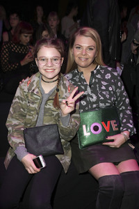 'Maybelline New York hot trends Xhibition' im Rahmen der Mercedes-Benz Fashion Week in Berlin