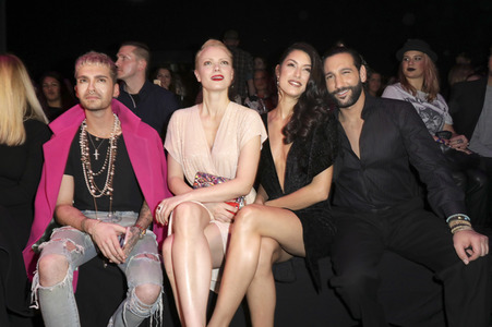 'Maybelline New York hot trends Xhibition' im Rahmen der Mercedes-Benz Fashion Week in Berlin