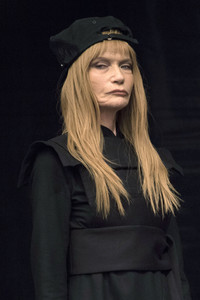 Esther Perbandt Fashion Show auf der Mercedes-Benz Fashion Week Berlin Autumn/Winter 2017
