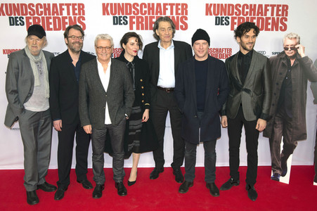 Filmpremiere 'Kundschafter des Friedens' in Berlin