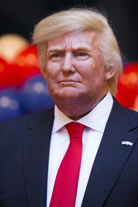 Enthülung der Donald Trump Wachsfigur in Madrid