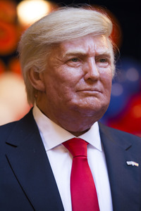 Enthülung der Donald Trump Wachsfigur in Madrid