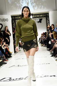 Marcel Ostertag Fashion Show auf der Mercedes-Benz Fashion Week Berlin Autumn/Winter 2017