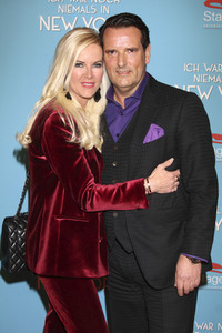 Musicalpremiere 'Ich war noch niemals in New York' in Hamburg