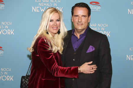 Musicalpremiere 'Ich war noch niemals in New York' in Hamburg