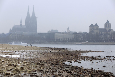 Symbolfoto Niedrigwasser
