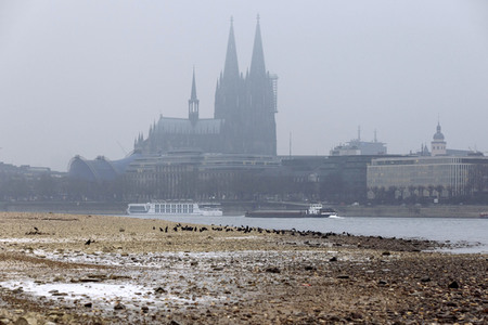 Symbolfoto Niedrigwasser