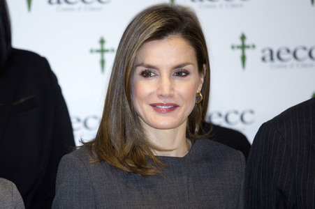 Königin Letizia besucht das AECC Forum in Madrid