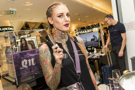 Re-Opening von Urban Decay in Berlin