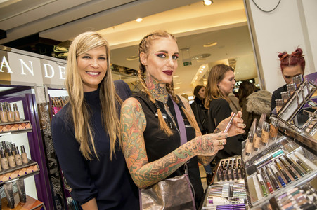 Re-Opening von Urban Decay in Berlin
