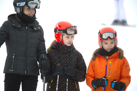 Die spanischen Royals beim Skifahren in Astún