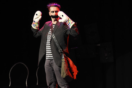 Auftritt von Tape Face in München