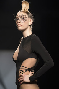 Maya Hansen Fashion Show auf der Mercedes-Benz Fashion Week Madrid AW 2017