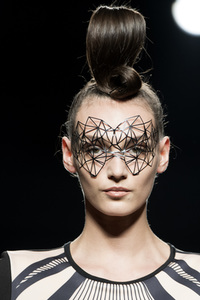 Maya Hansen Fashion Show auf der Mercedes-Benz Fashion Week Madrid AW 2017