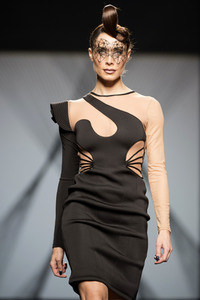 Maya Hansen Fashion Show auf der Mercedes-Benz Fashion Week Madrid AW 2017