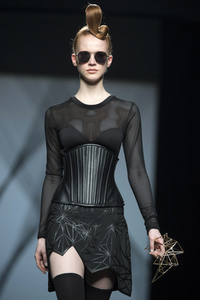 Maya Hansen Fashion Show auf der Mercedes-Benz Fashion Week Madrid AW 2017