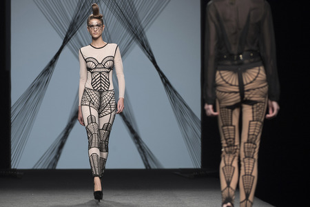 Maya Hansen Fashion Show auf der Mercedes-Benz Fashion Week Madrid AW 2017