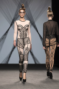 Maya Hansen Fashion Show auf der Mercedes-Benz Fashion Week Madrid AW 2017