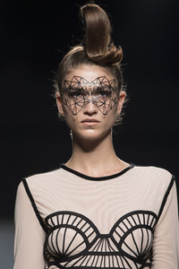 Maya Hansen Fashion Show auf der Mercedes-Benz Fashion Week Madrid AW 2017