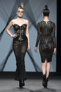 Maya Hansen Fashion Show auf der Mercedes-Benz Fashion Week Madrid AW 2017