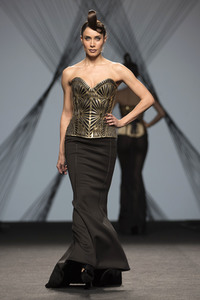 Maya Hansen Fashion Show auf der Mercedes-Benz Fashion Week Madrid AW 2017