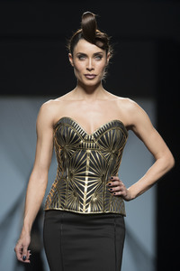 Maya Hansen Fashion Show auf der Mercedes-Benz Fashion Week Madrid AW 2017