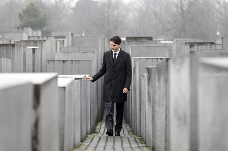 Justin Trudeau beim Holocaust-Mahnmal in Berlin