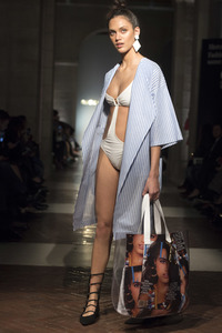 Roberto Verino Fashion Show auf der Mercedes-Benz Fashion Week Madrid AW 2017