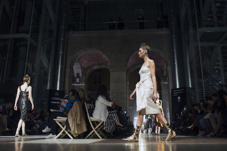 Roberto Verino Fashion Show auf der Mercedes-Benz Fashion Week Madrid AW 2017