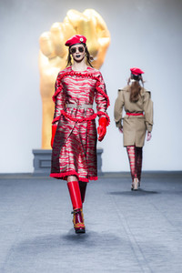 Ana Locking Fashion Show auf der Mercedes-Benz Fashion Week Madrid AW 2017