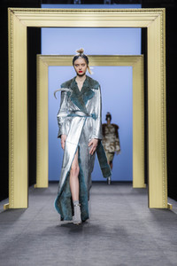 Miguel Marinero Fashion Show auf der Mercedes-Benz Fashion Week Madrid AW 2017