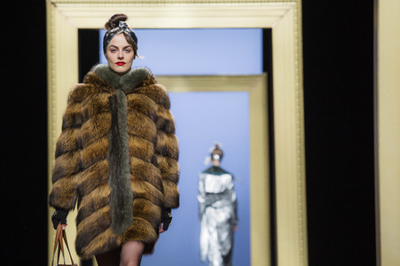 Miguel Marinero Fashion Show auf der Mercedes-Benz Fashion Week Madrid AW 2017