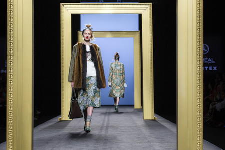 Miguel Marinero Fashion Show auf der Mercedes-Benz Fashion Week Madrid AW 2017