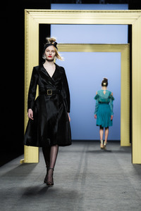 Miguel Marinero Fashion Show auf der Mercedes-Benz Fashion Week Madrid AW 2017