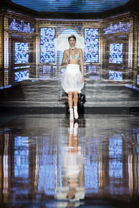 Andrés Sardá Fashion Show auf der Mercedes-Benz Fashion Week Madrid AW 2017