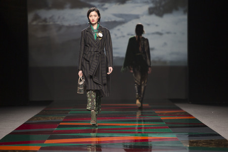 Ailanto Fashion Show auf der Mercedes-Benz Fashion Week Madrid AW 2017