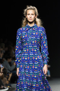 Teresa Helbig Fashion Show auf der Mercedes-Benz Fashion Week Madrid AW 2017