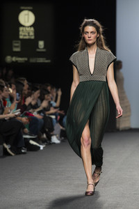 Teresa Helbig Fashion Show auf der Mercedes-Benz Fashion Week Madrid AW 2017