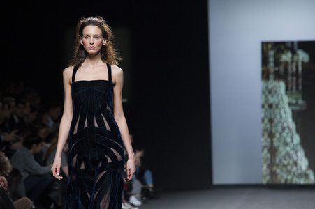 Teresa Helbig Fashion Show auf der Mercedes-Benz Fashion Week Madrid AW 2017