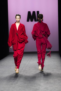 Marcos Luengo Fashion Show auf der Mercedes-Benz Fashion Week Madrid AW 2017