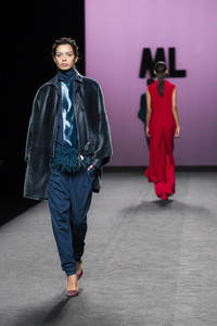 Marcos Luengo Fashion Show auf der Mercedes-Benz Fashion Week Madrid AW 2017